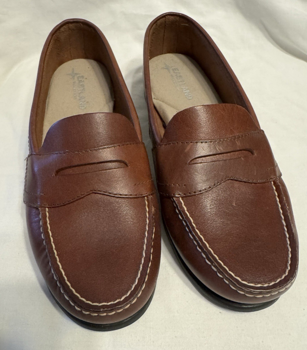 EASTLAND Classic II Brown Leather Penny Loafers Women's Size 9W Casual Flat